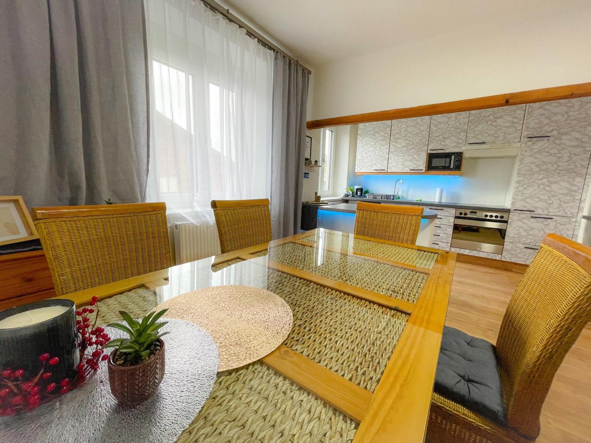 Moderne Ferienwohnung Felbbauer #50 クニッテルフェルト エクステリア 写真